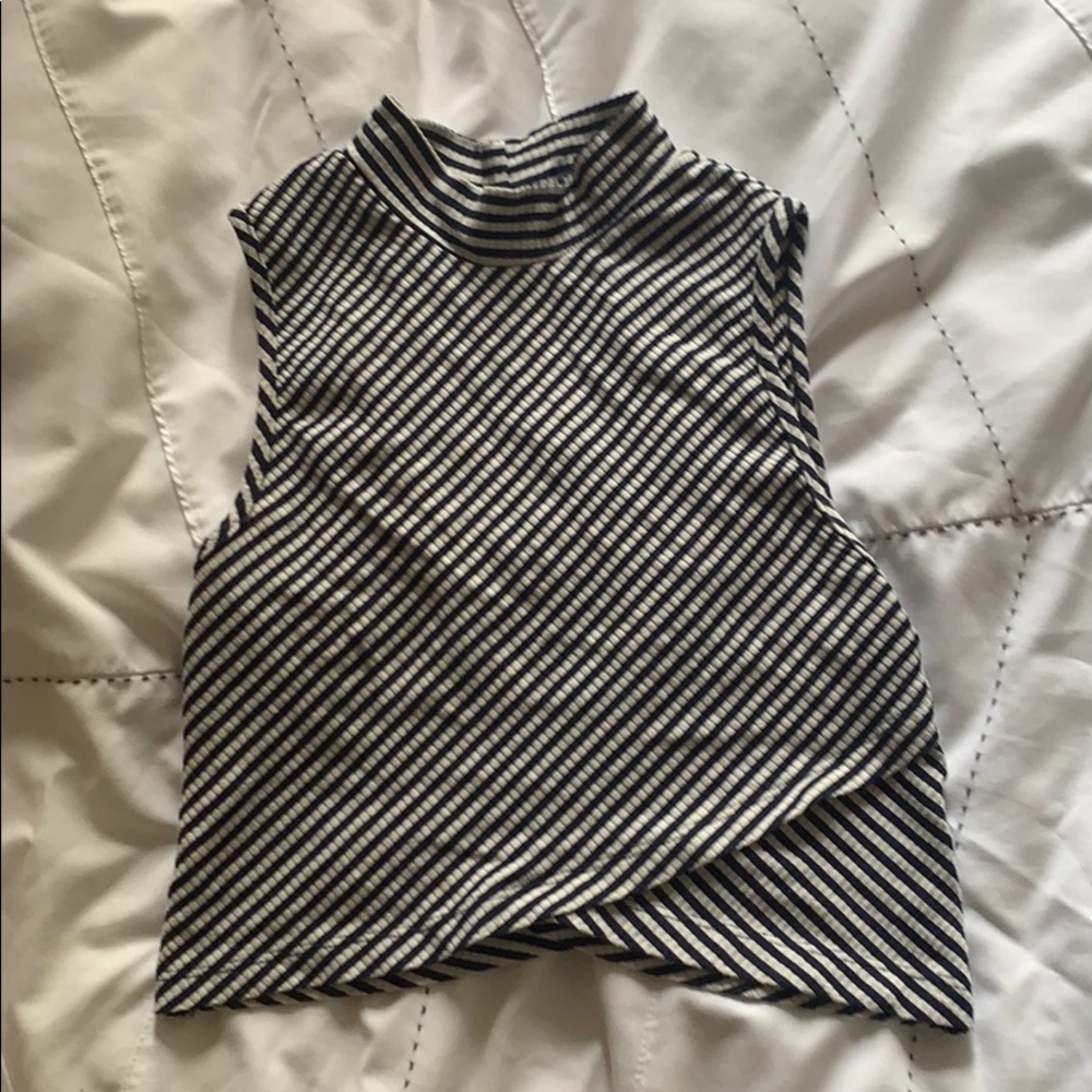 Free people B&W cropped top